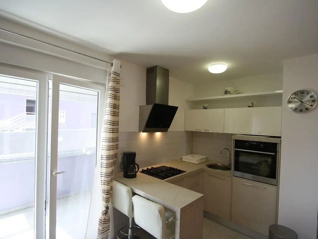 Apartment Tea Pula 0*,  Kroatien